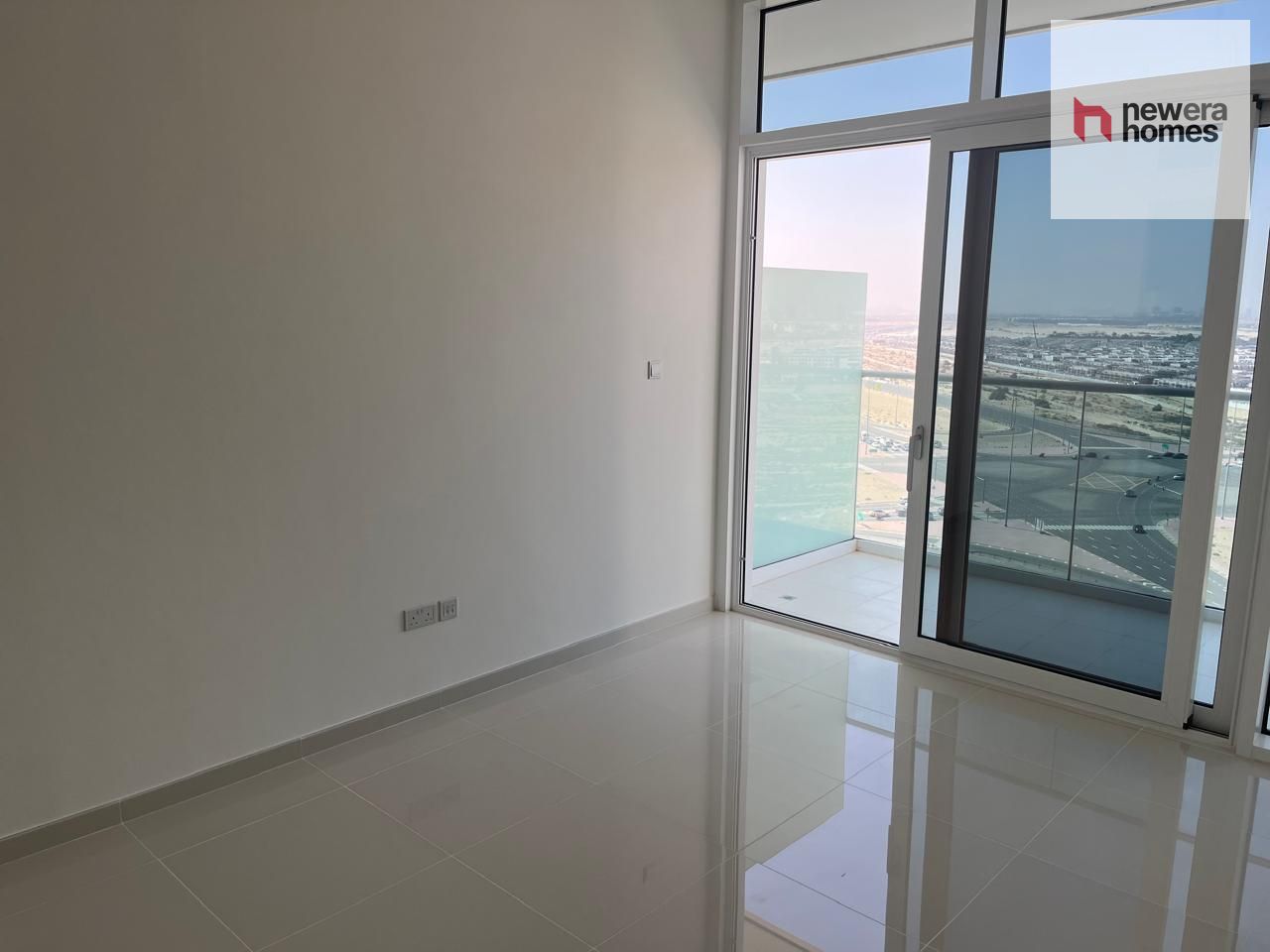 Bright Studio| Open View| Kitchen Appliances