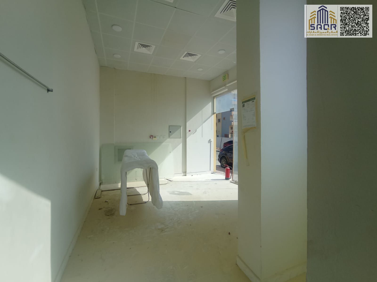 Shop for Rent in Prime Location with Spacious Area Suitable for All Business Activities Near Main Roads and Services