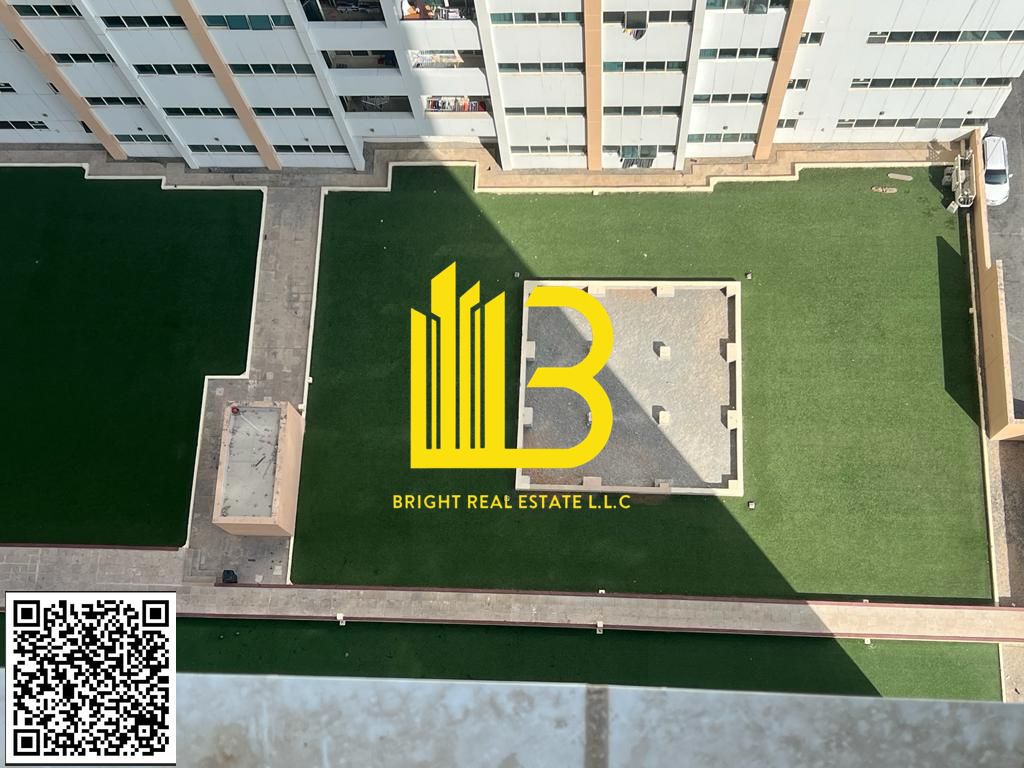 Super deal !!! 2 Bedroom Big Size with parking For Sale in Ajman One Tower