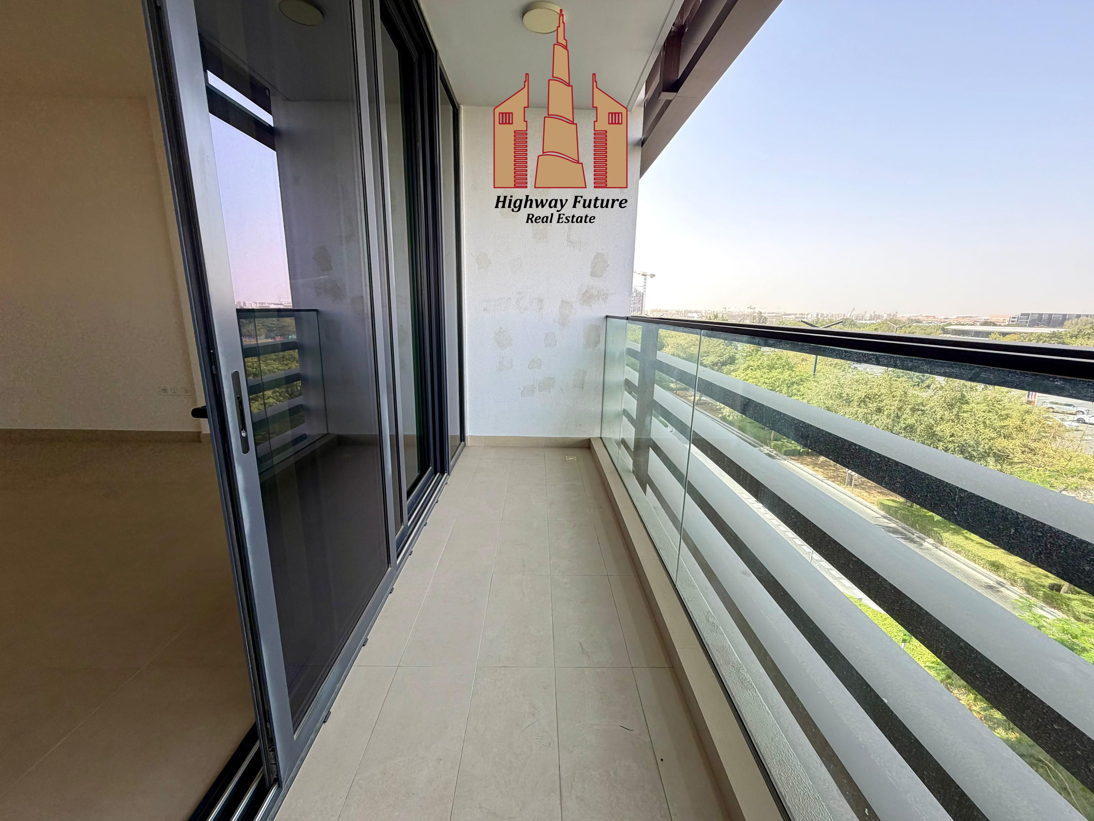 Luxurious Modern 1BR || Open Huge Balcony View