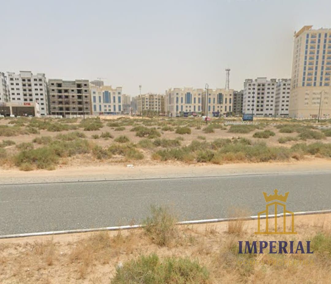 Commercial land (G+10) with an area of 10,000 square feet
