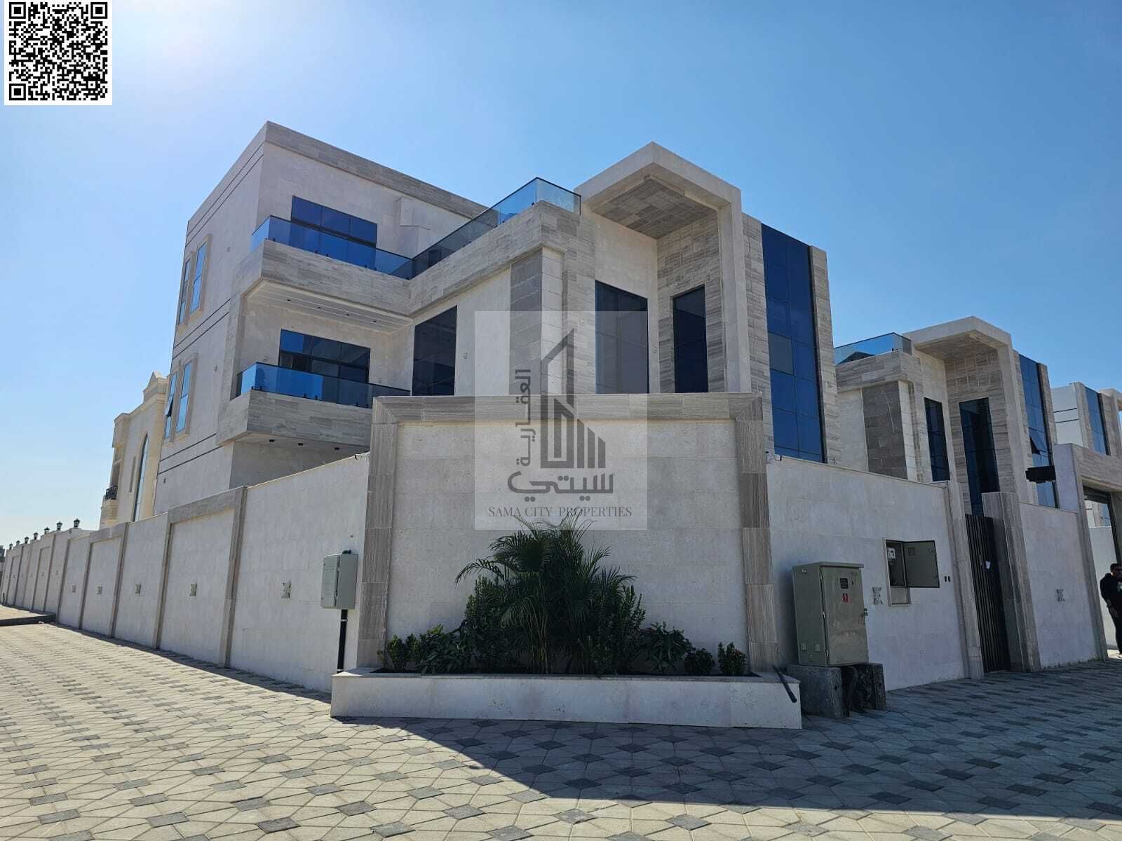 Villa for Sale in Al-Haliyo Area Features: • 6 Master Bedrooms • Majlis with Bathroom • Living Room with Bathroom • Main Kitchen • Maid's Room
