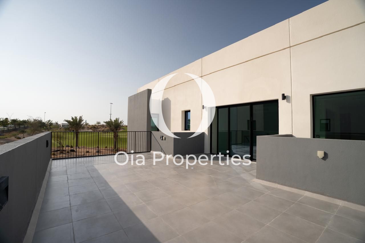 Elegant 4BR Villa | Golf View | Prime Location