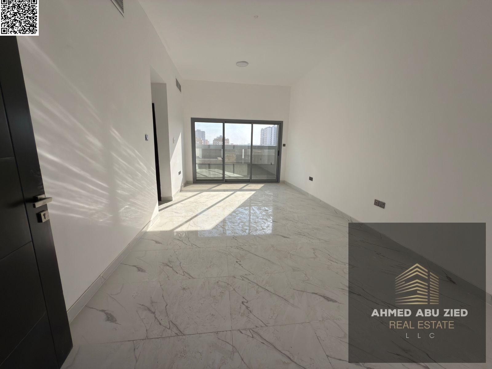 Largest and most beautiful one-bedroom apartment for annual rent - New building - First occupant - Master bedroom - Balcony - Built-in wardrobes - 2 b