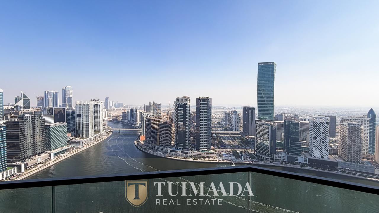 High Floor | Stunning Canal View | Great Location