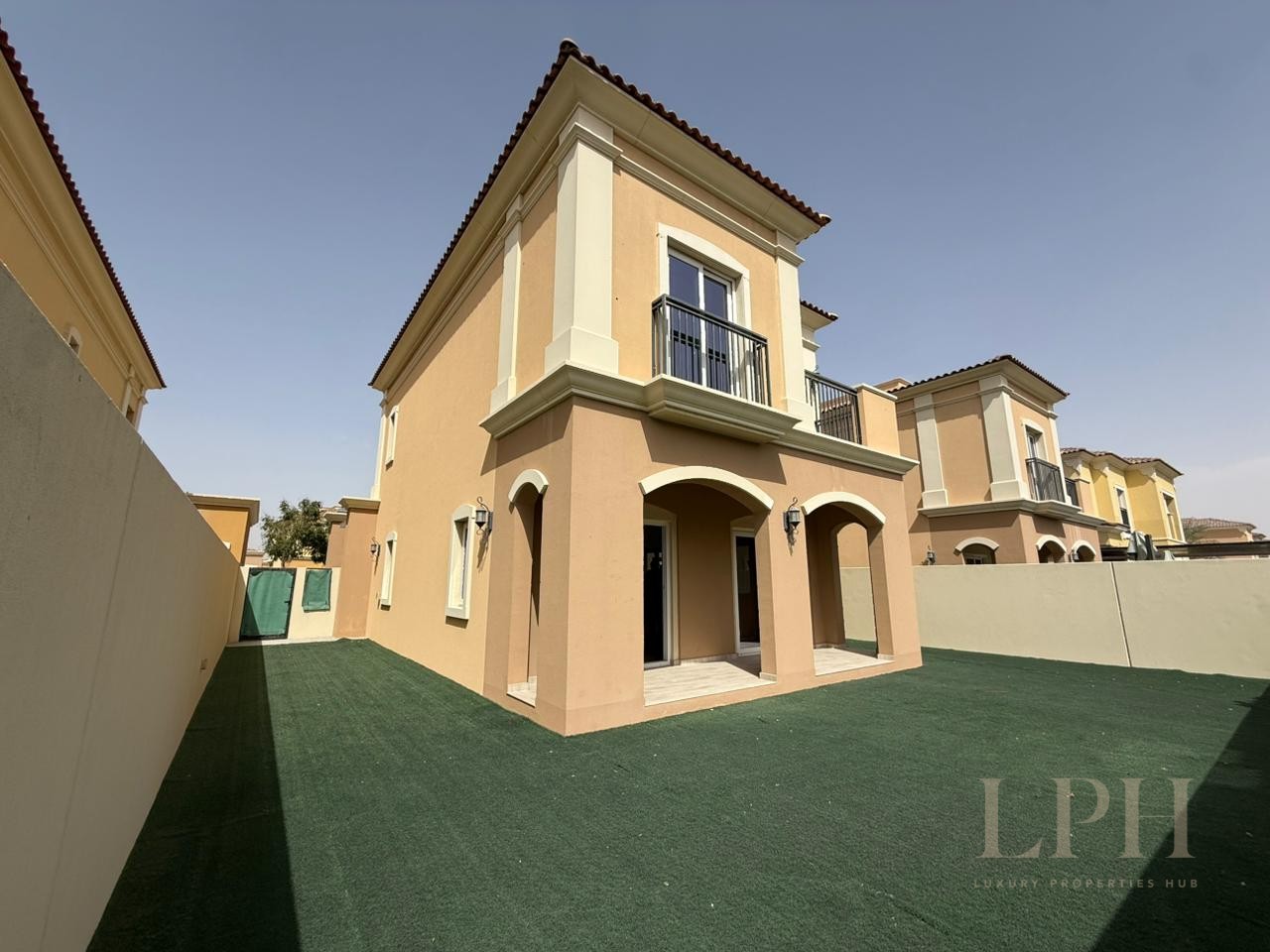 Single Row | Landscaped | Prime Location