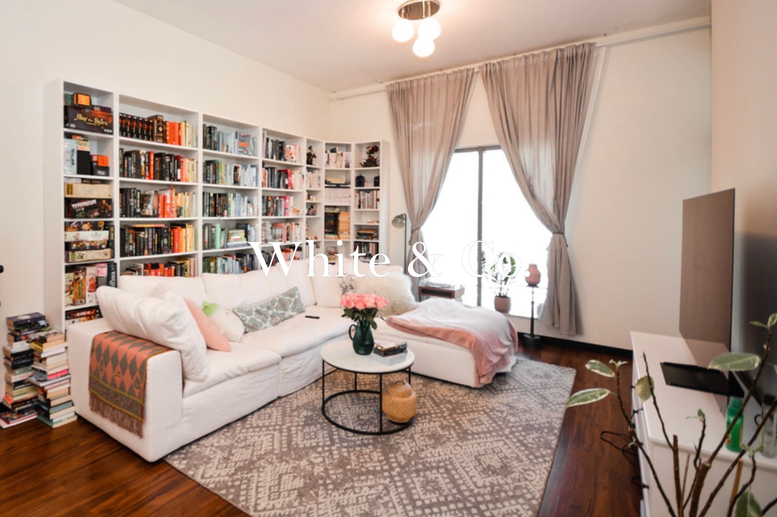 Spacious | 1 Bedroom | Unfurnished Unit