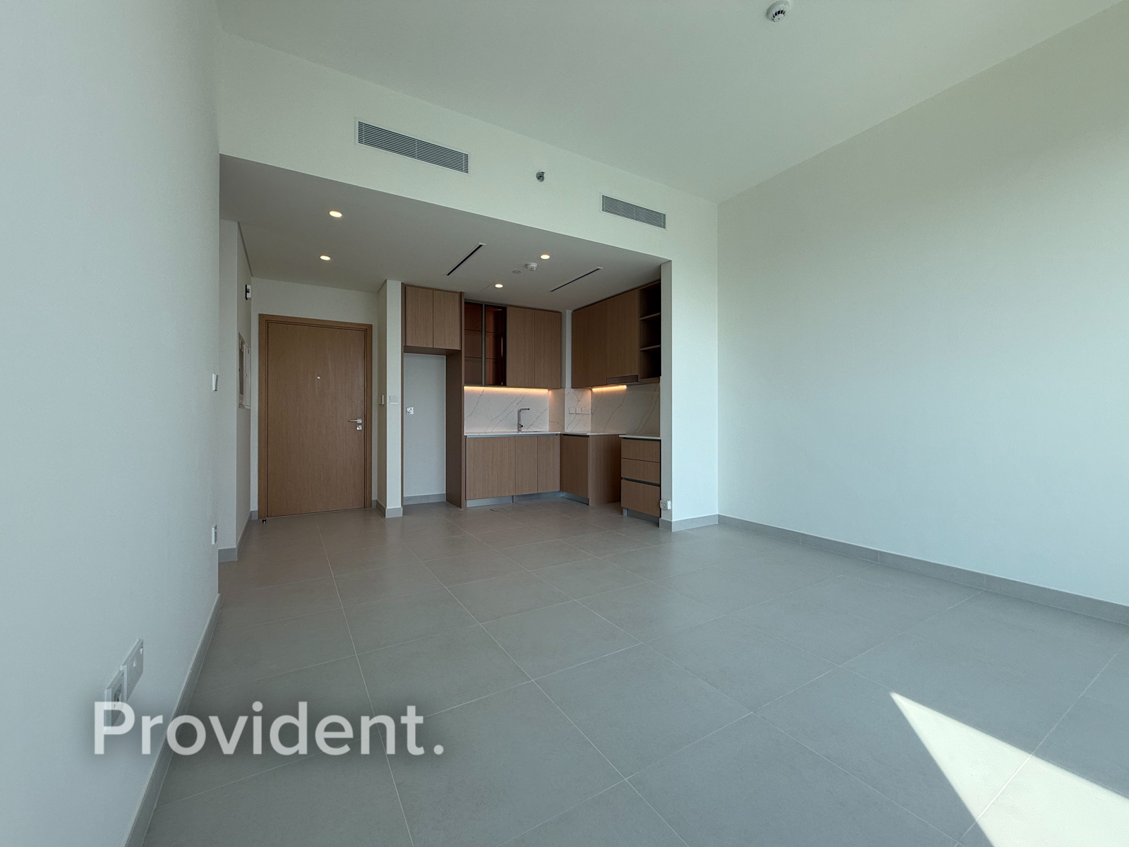 Brand New | Lagoon View | On The Park | Spacious