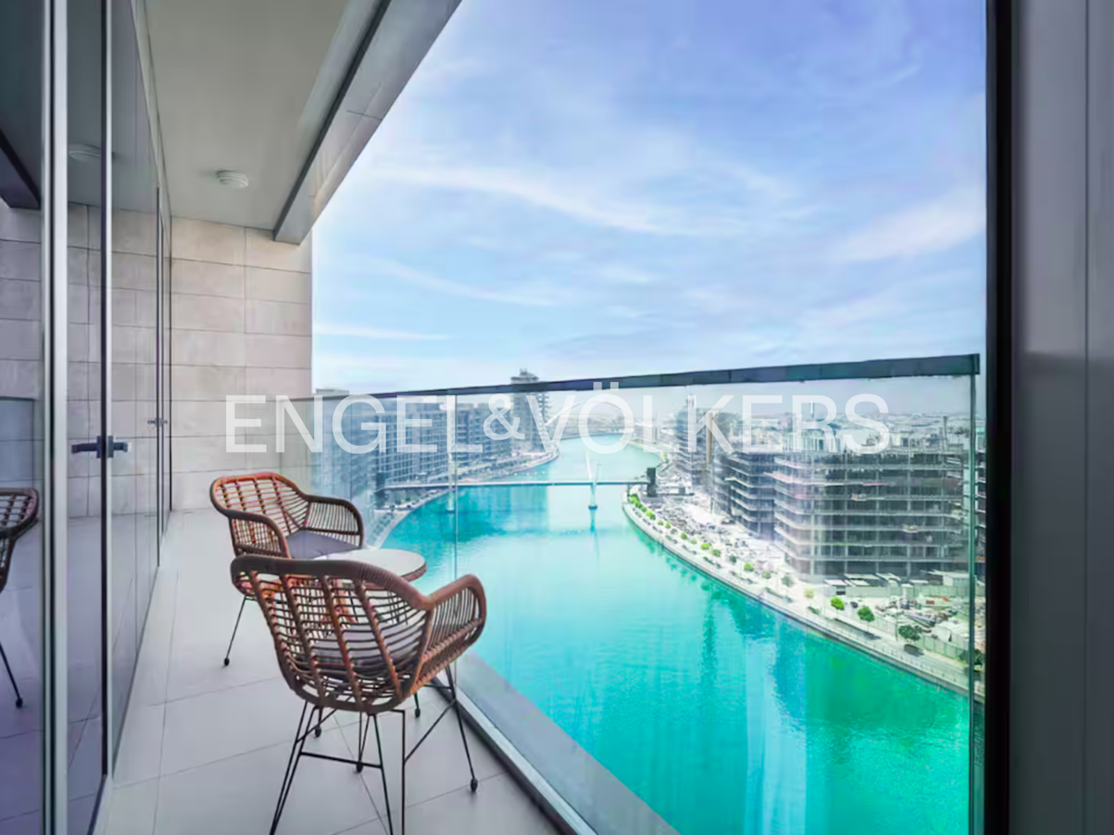 Elegant 2-Bedroom | Canal Views | View Today