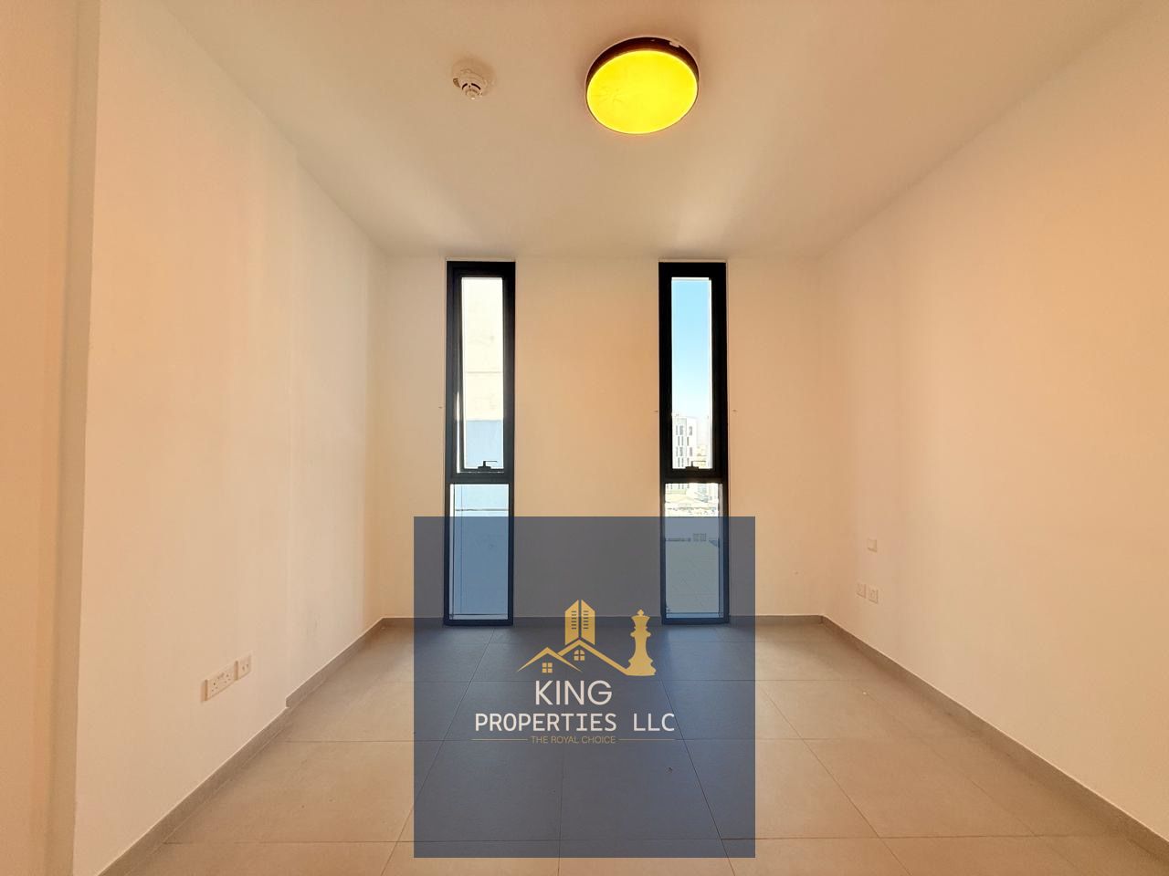 Beautiful, Studio available for rent in Aljada