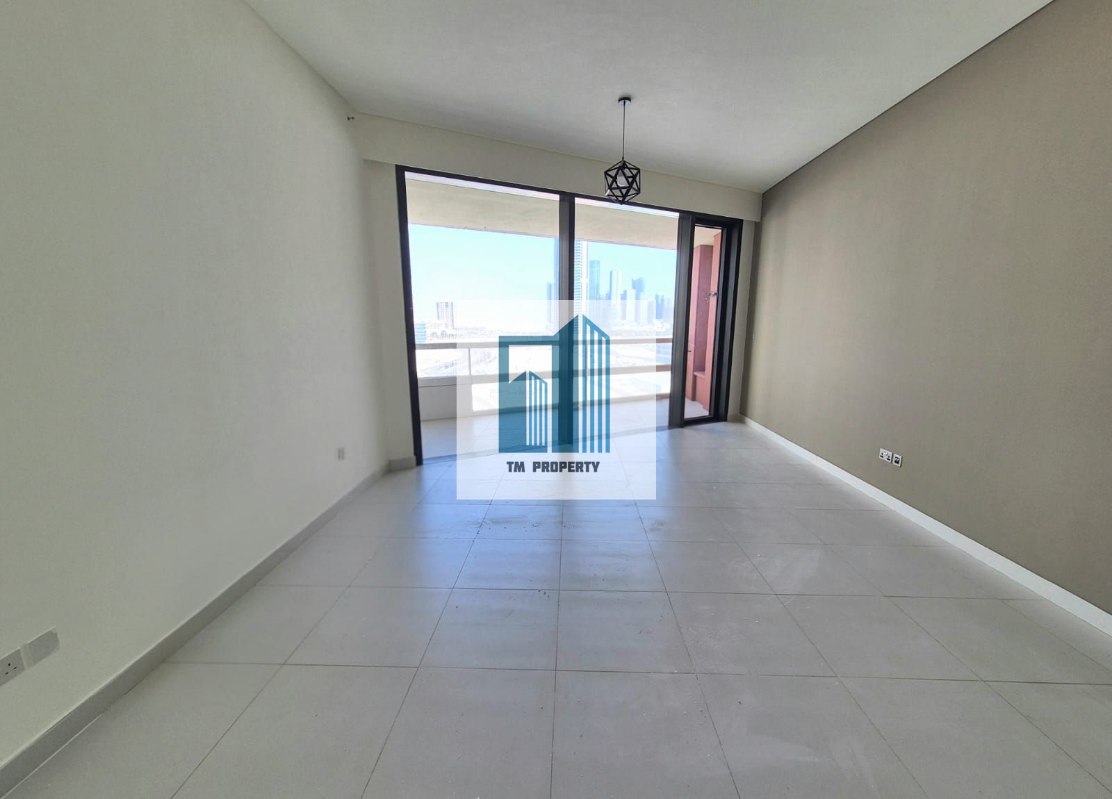 Spacious 1 bedroom | Open View | All Amenities | Vacant |