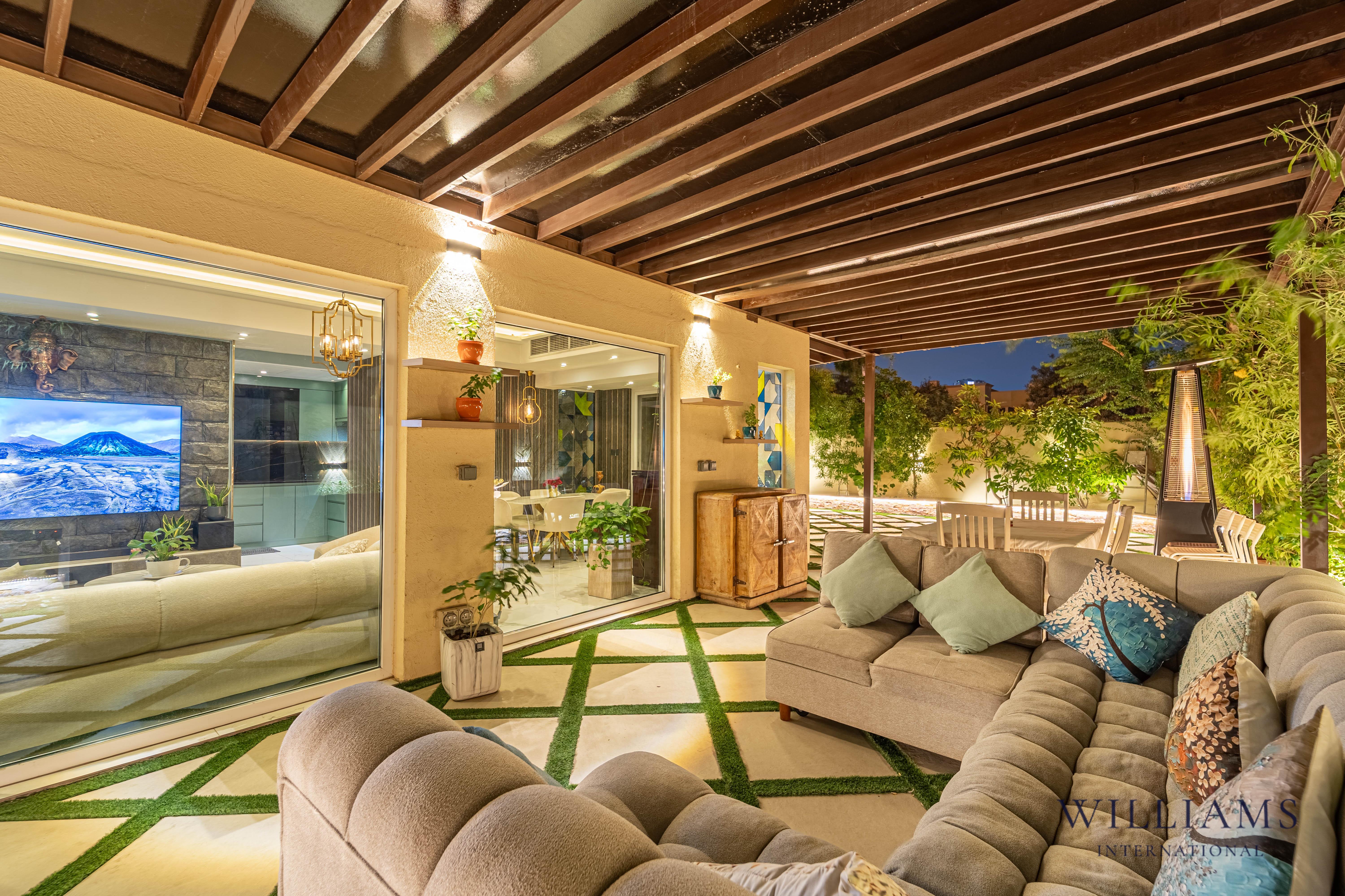 Extended | Maids Added | Large Plot 4E