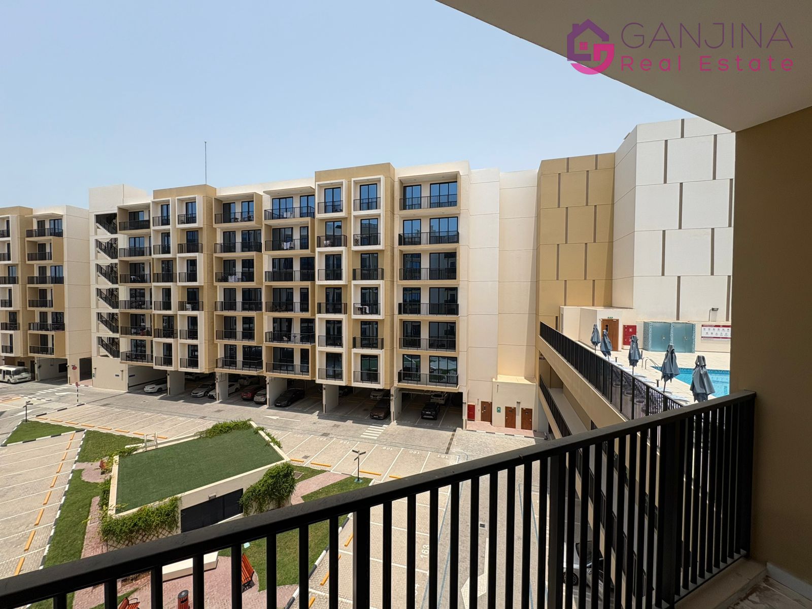 Modern 2BR Apartment in New Marina Residences