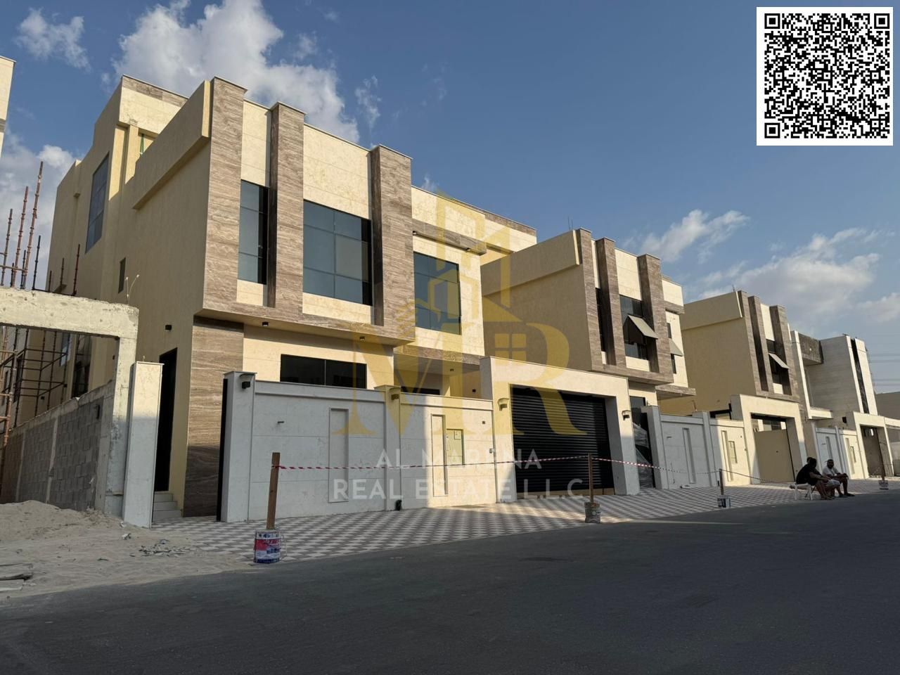 Villa for sale in Al Yasmin – 5 bedrooms | Large living room and majlis | Registration fees included