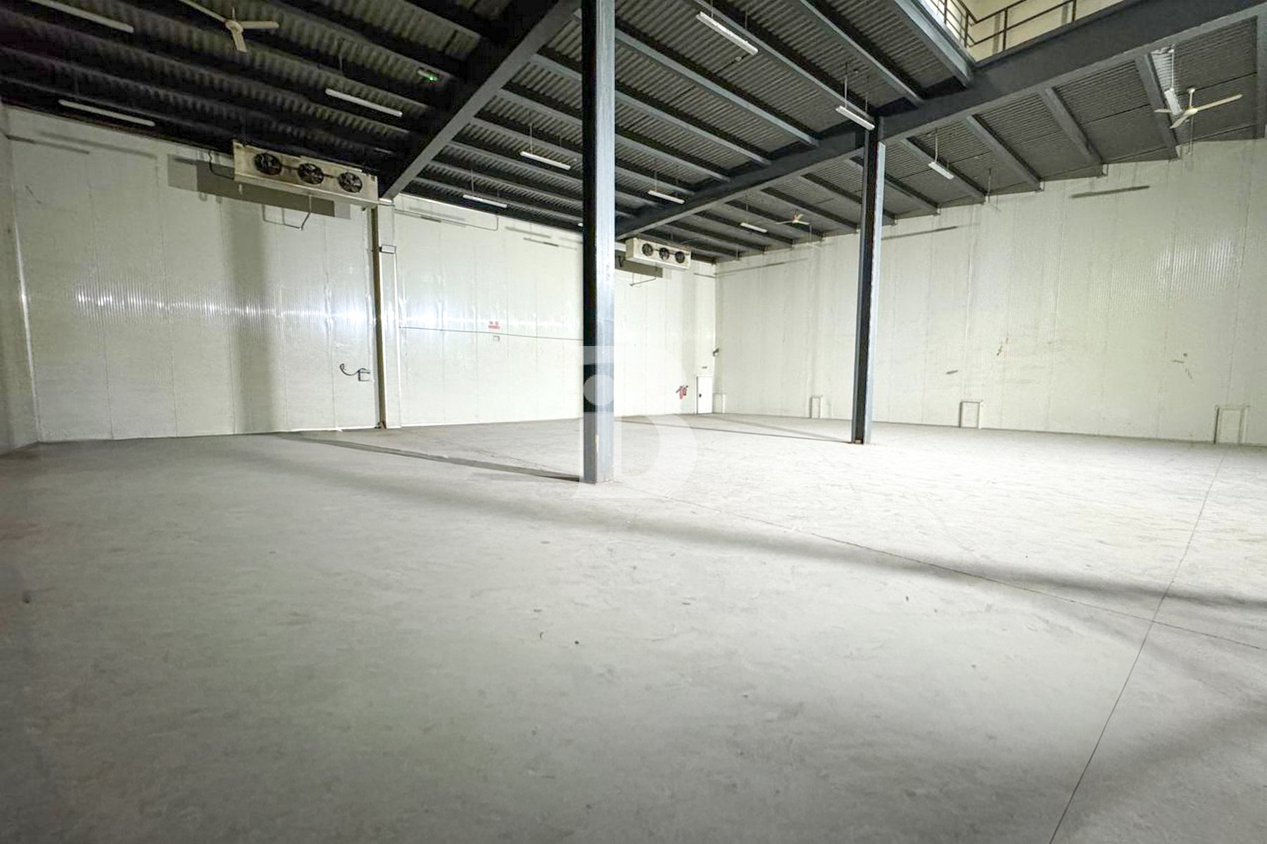 Cold Storage |116 kW| Docking | No DREC