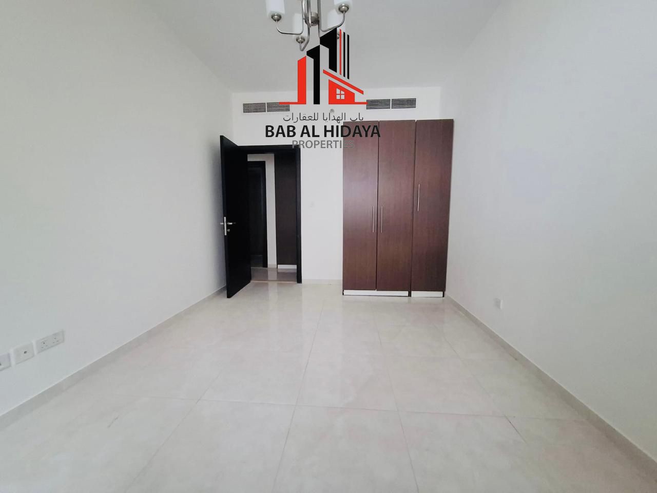 Elegant 1 Bedroom Hall for Rent ! Easy to Metro ! Book Now