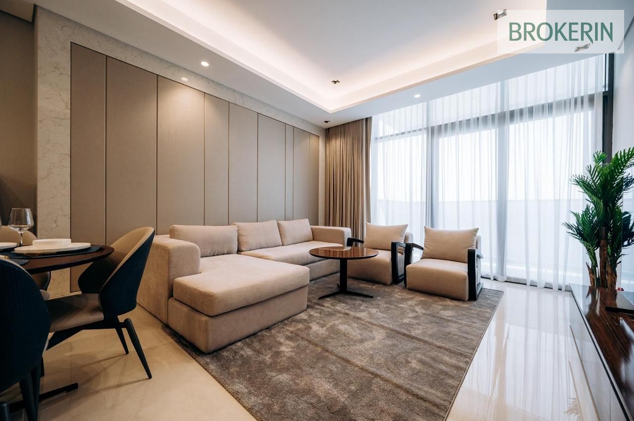 Premium Fully Furnished Unit + Downtown Access