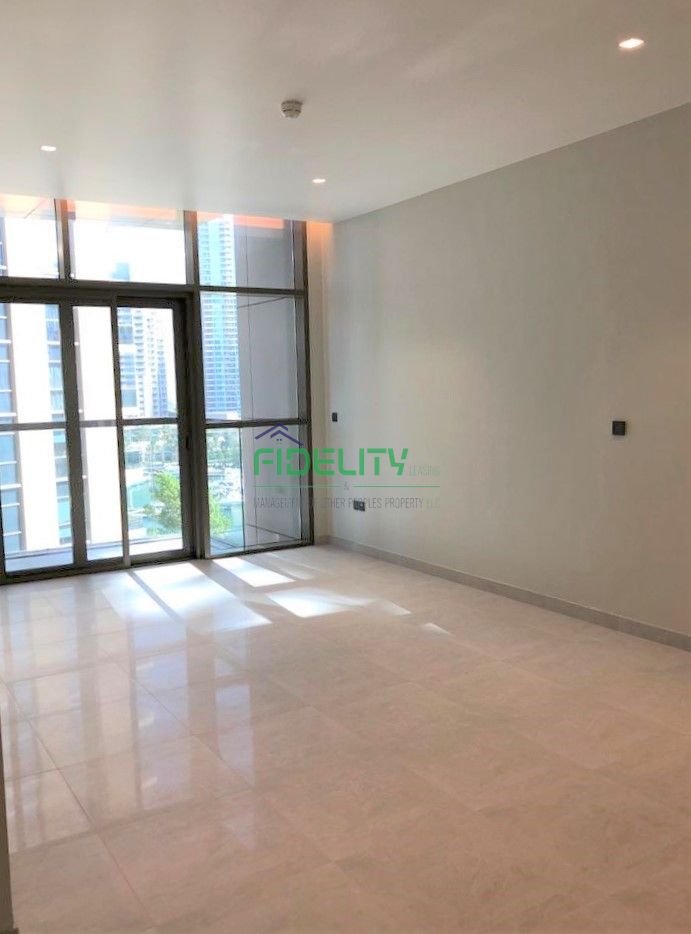 No Commission| Big Terrace| Partial Marina View