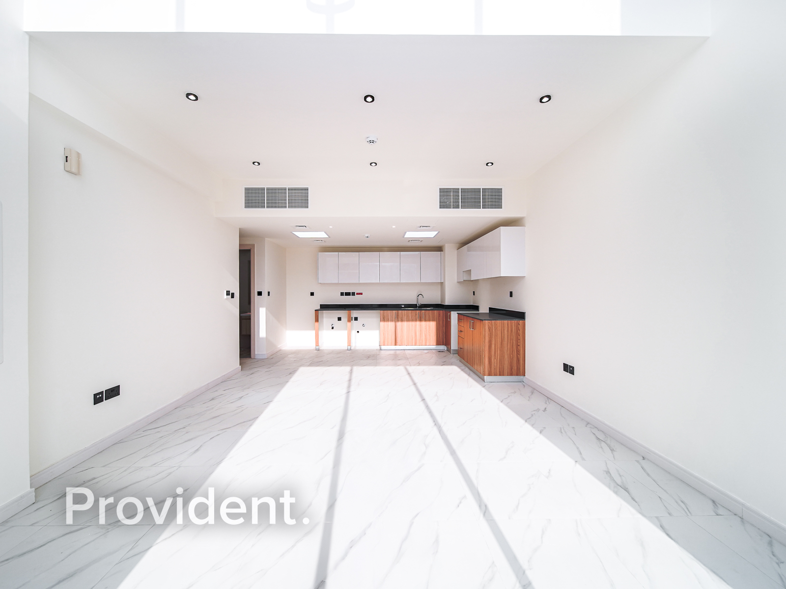 End Unit | Easy Access | Ready to move