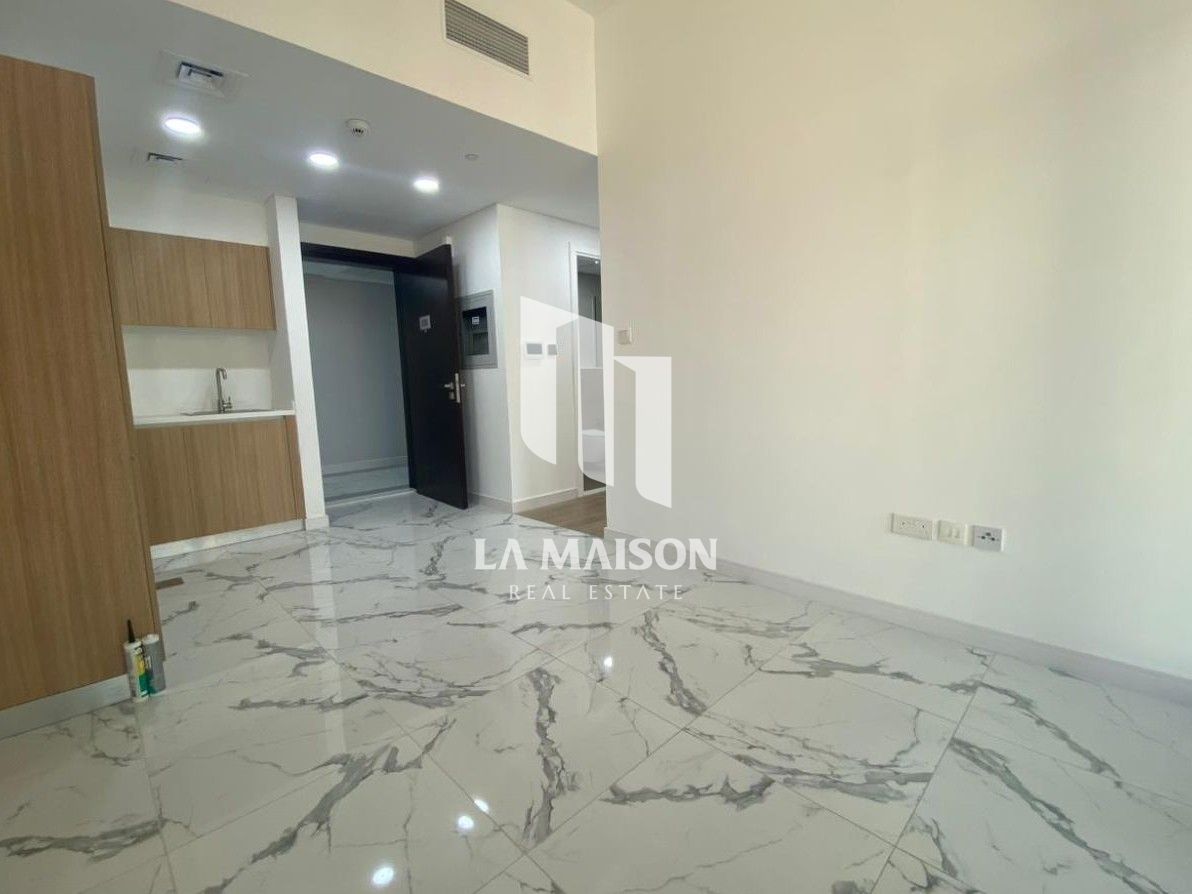 High Floor | Balcony | Prime Location | Vacant