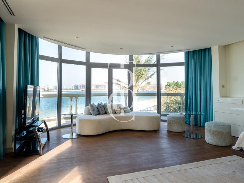 Luxurious 5-Bedroom Villa | Private Pool