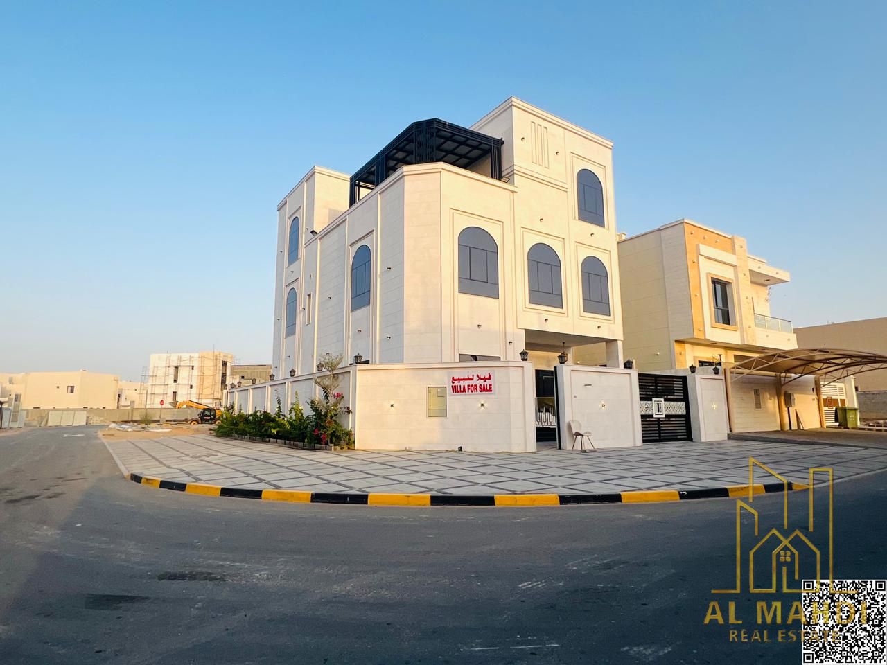 Strategically located near all services, this prime modern villa features central air conditioning and is situated on a corner lot with two street fro