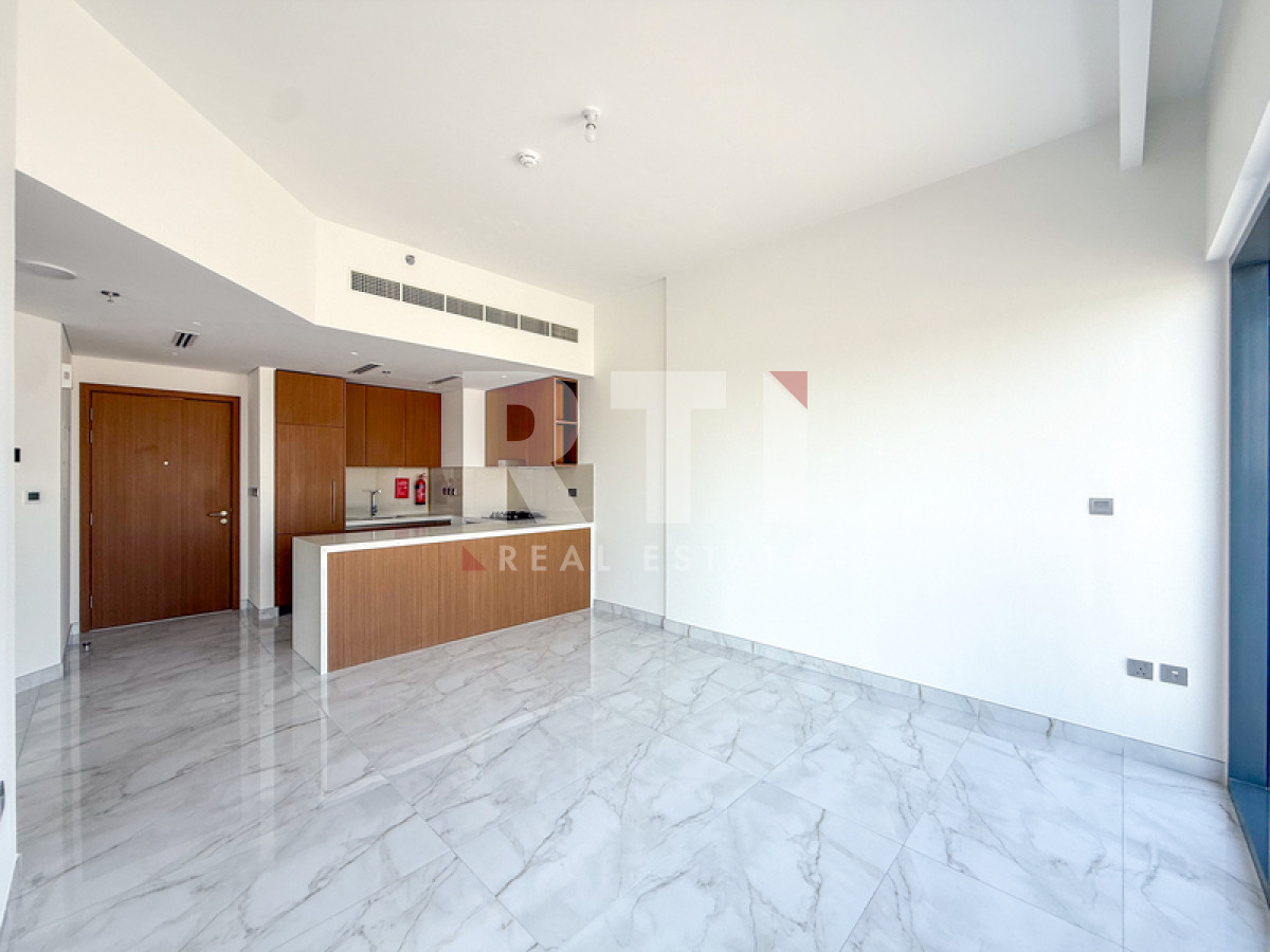 Bright | Spacious Terrace | Ready to Move In
