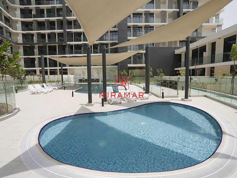 ⁂ Fully Furnished⁂ Prime Location⁂ Spacious Unit ⁂