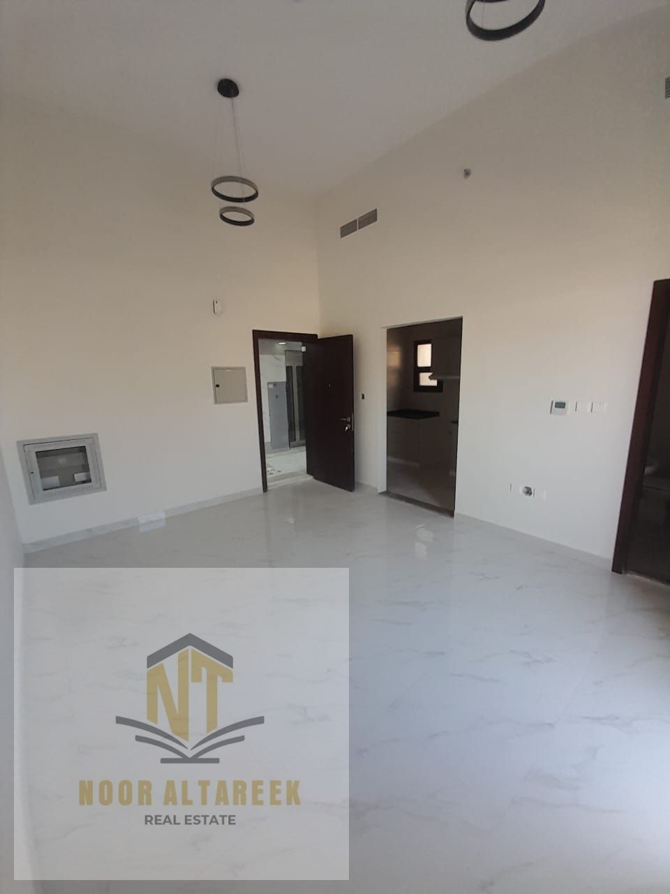 Studio for Annual Rent in Al Zahia A great opportunity to live in Al Zahia, one of the modern and highly desirable residential areas in Sharjah. The