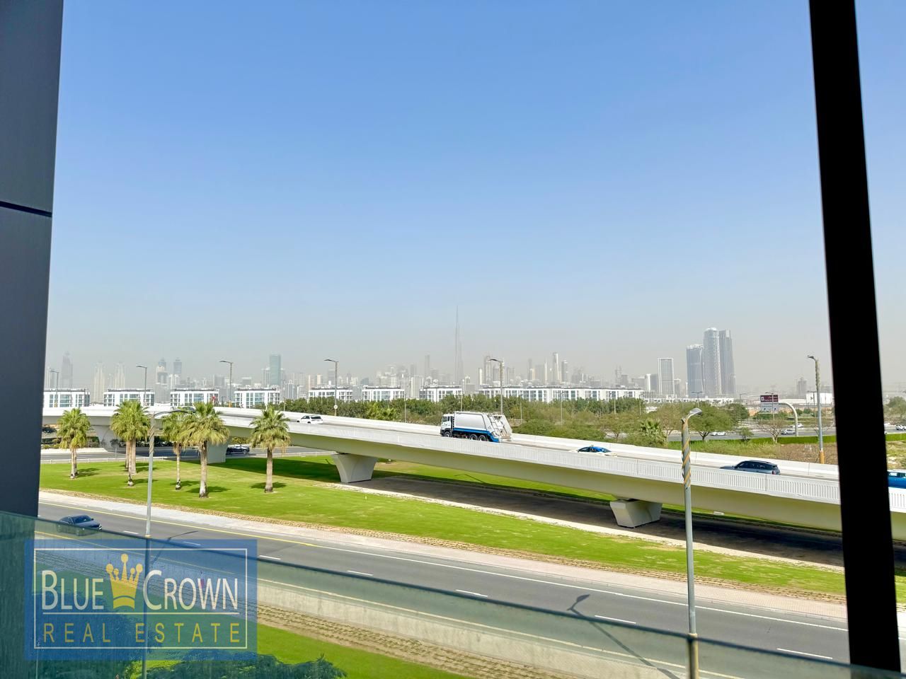 BURJ KHALIFA VIEW | LUXURY 2BR | BRIGHT LAYOUT
