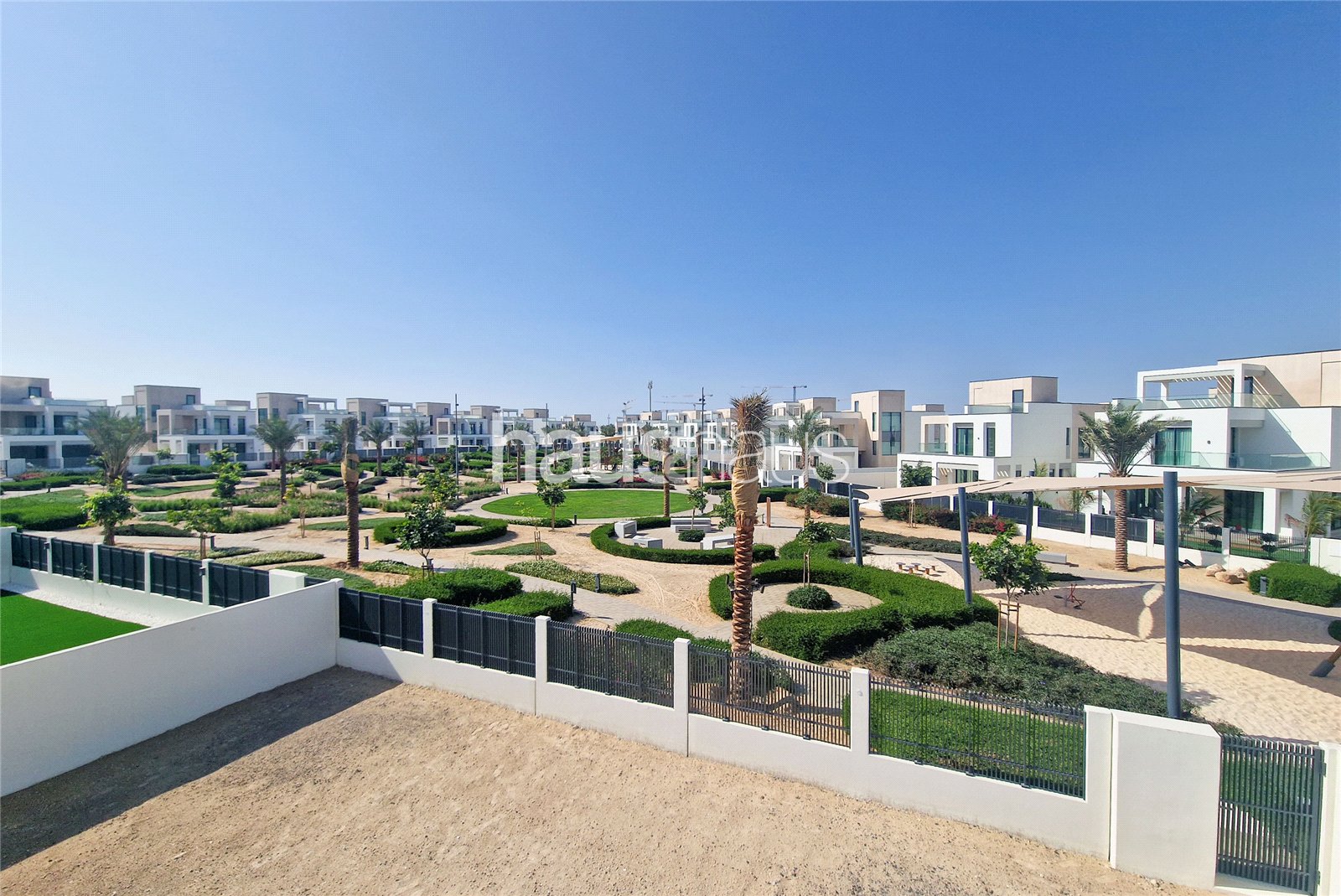 Family Villa | Park Backing | Vacant | Large Plot