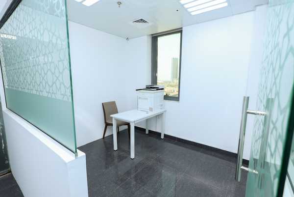 FITTED | UNFURNISHED | NEAR TO METRO