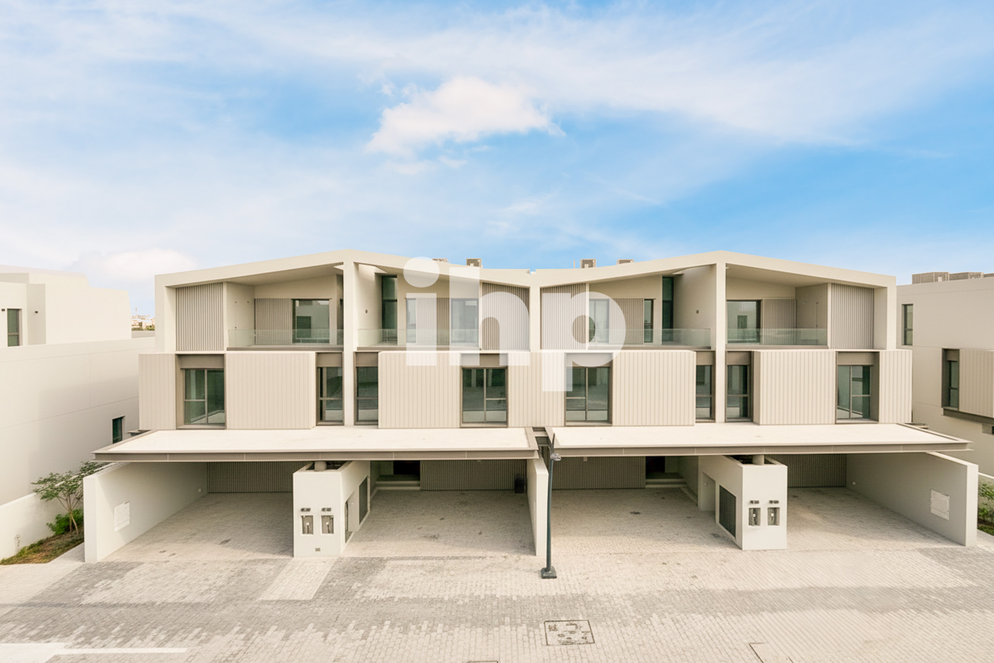 Corner | G+2 | single row | specious |Maids room