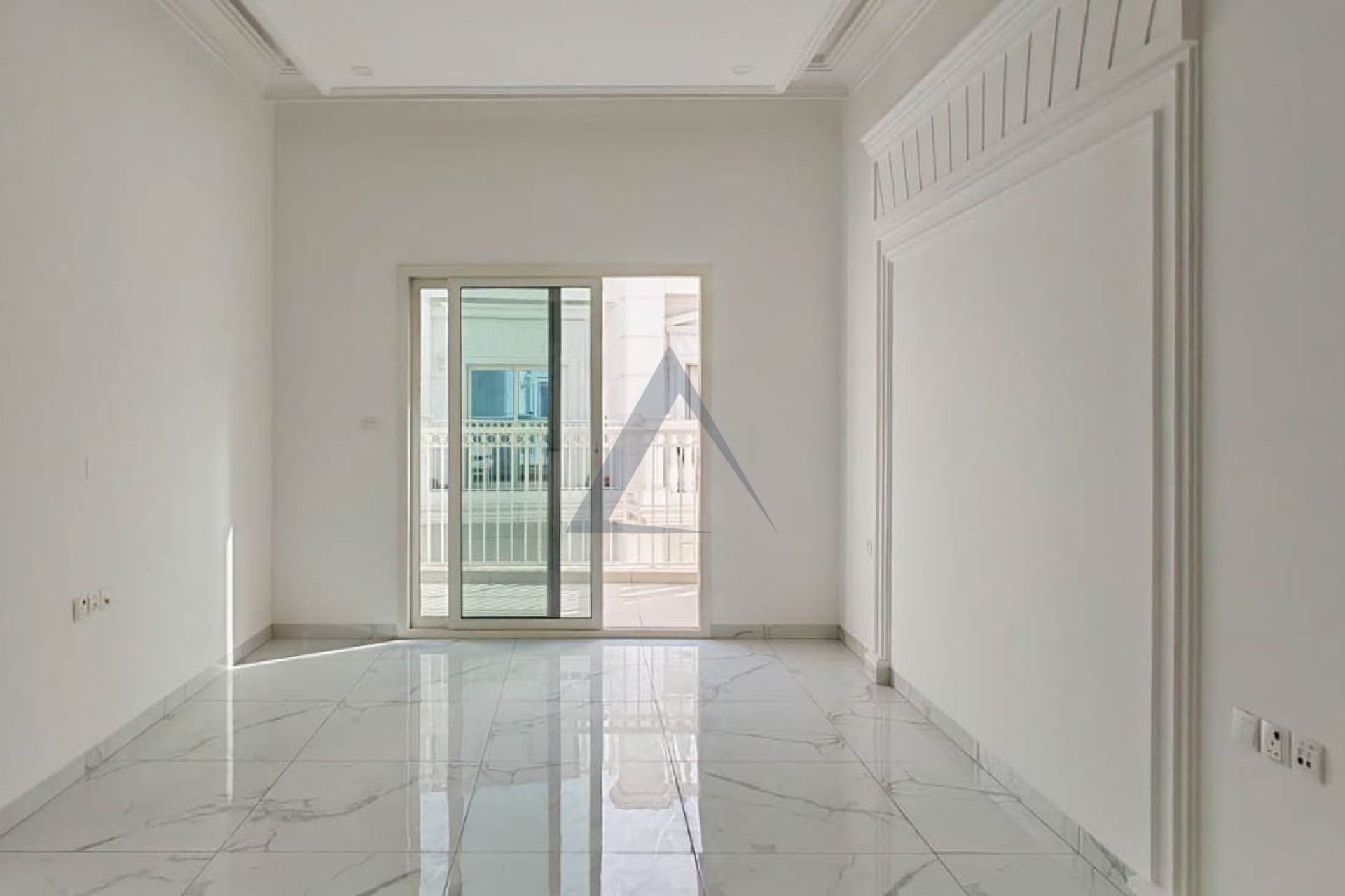 Elegant 1 BHK | Huge Layout | Prime Location
