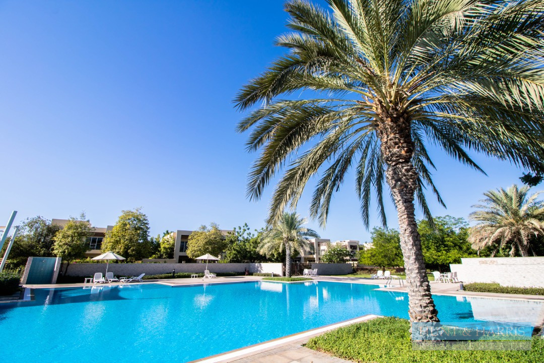 Two Bedroom for sale in Flamingo Mina Al Arab