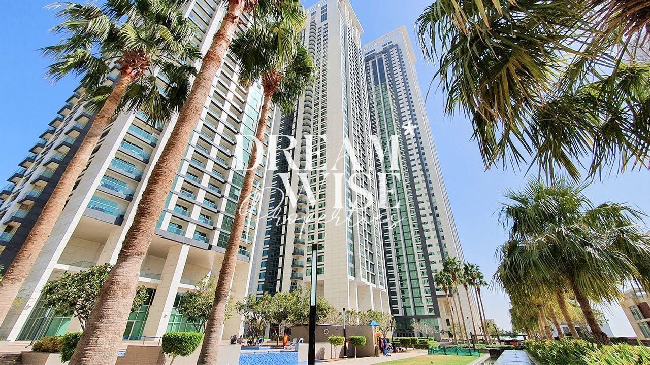 Charming Studio | High Floor | Stunning Views