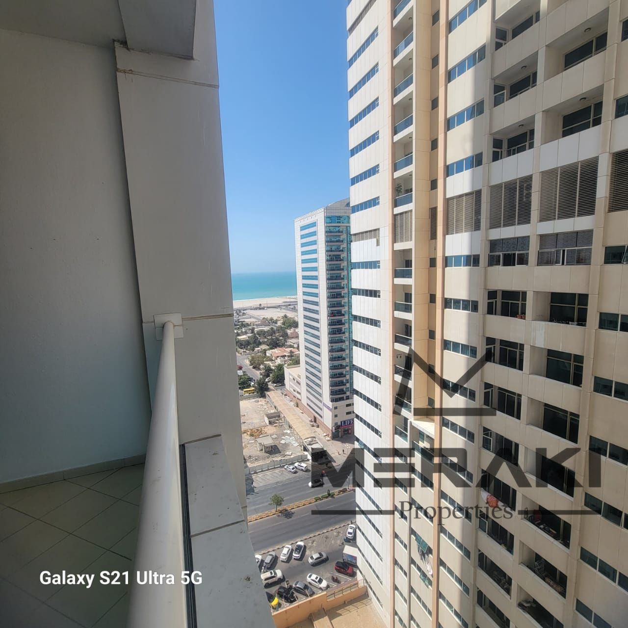 For sale: Al Omr Apartment, 2 bedrooms and a living room + laundry room and ironing room in Ajman One Towers, with an area of 2,065 sq. ft. , overlooki