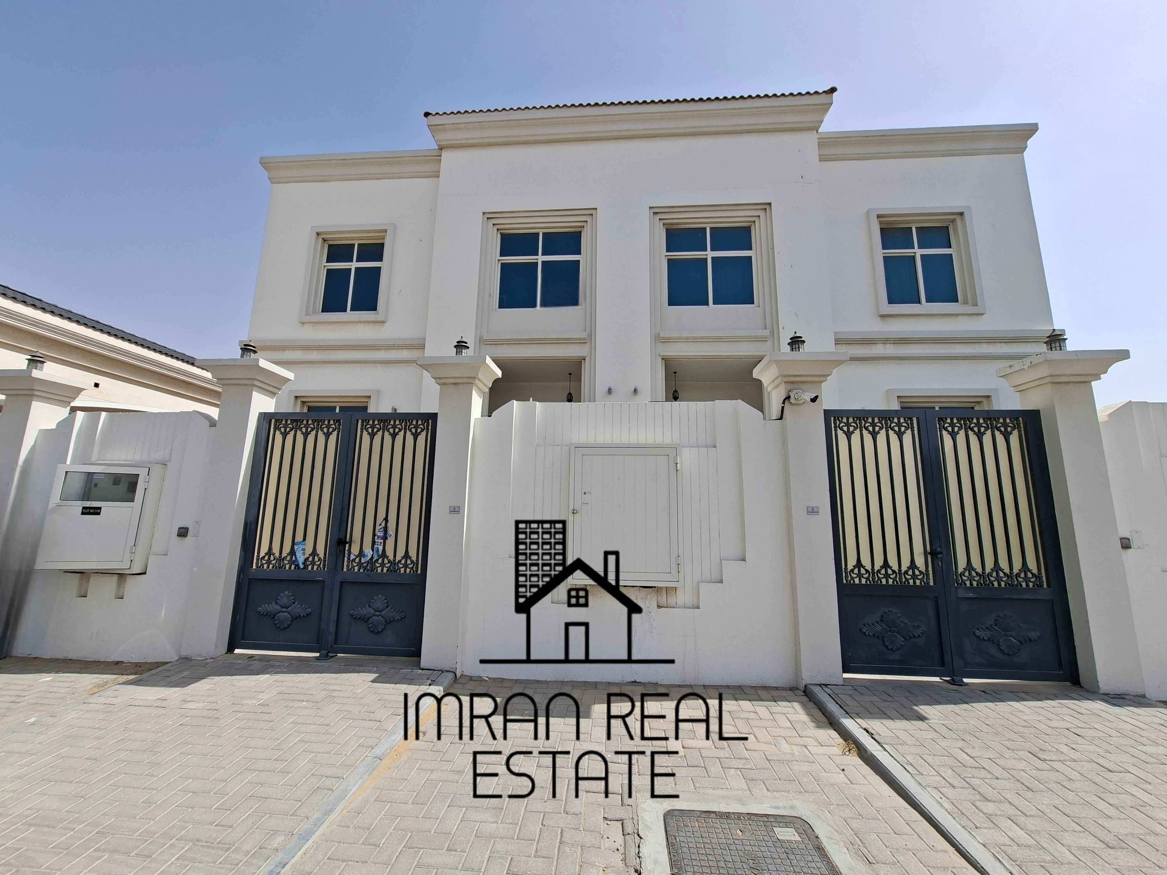 Spacious 5BR Villa Modern with all Master Bedroom ready to move
