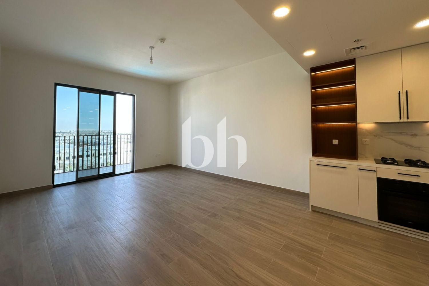 Vacant | Town Square Dubai | Spacious Layout