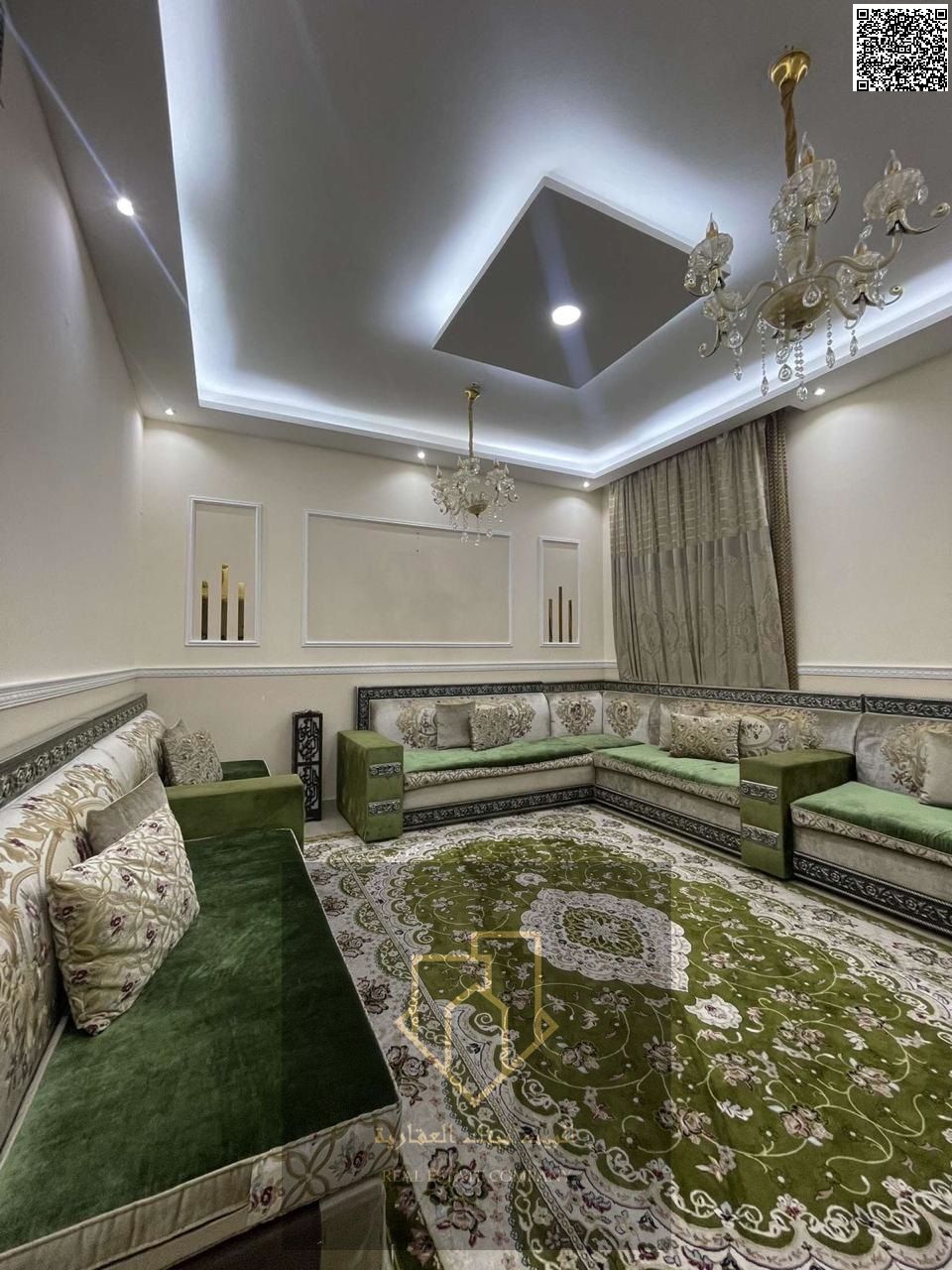 Excellent location | Spacious | Luxurious finishing | Fully maintained | Ready to move in | Sold furnished and decorated