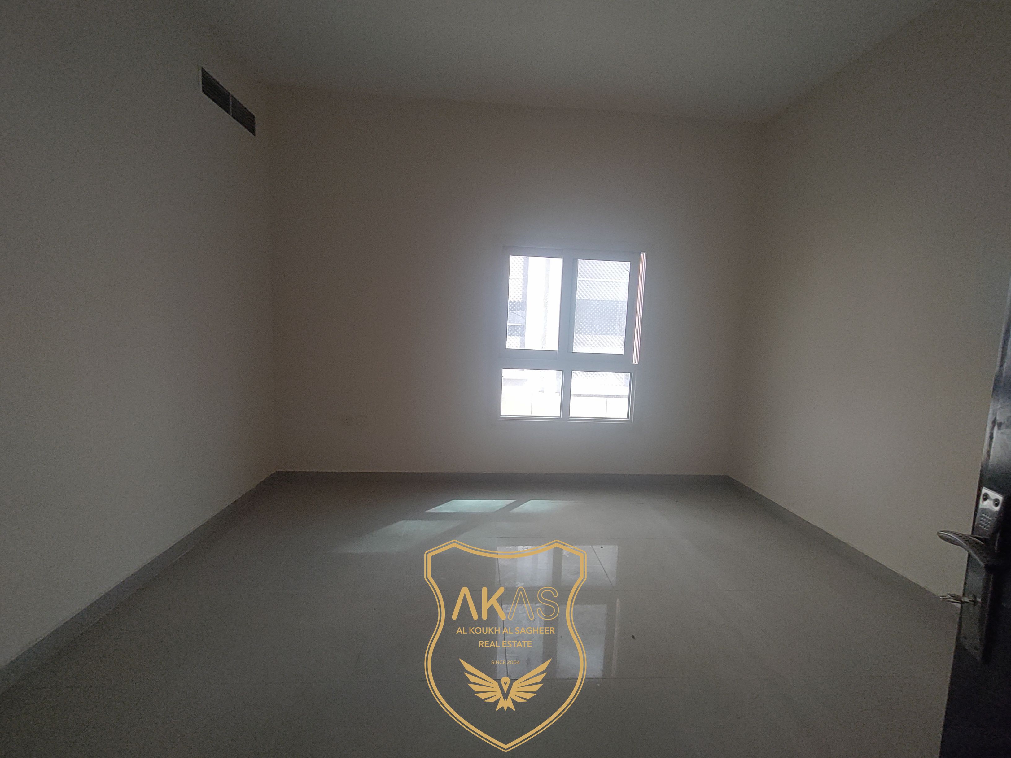 1bhk with centrel AC available in nabba Sharjah