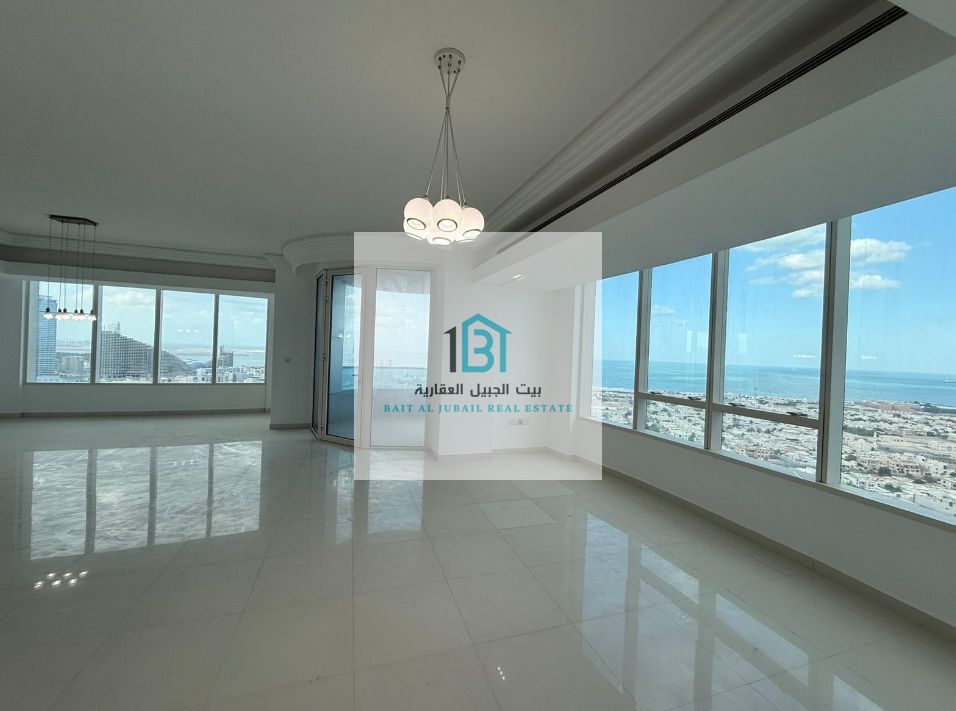 For Sale: Luxury Apartment in Blue Tower – Al Khan Size: 3,120 sq. ft. Price: AED 1,650,000