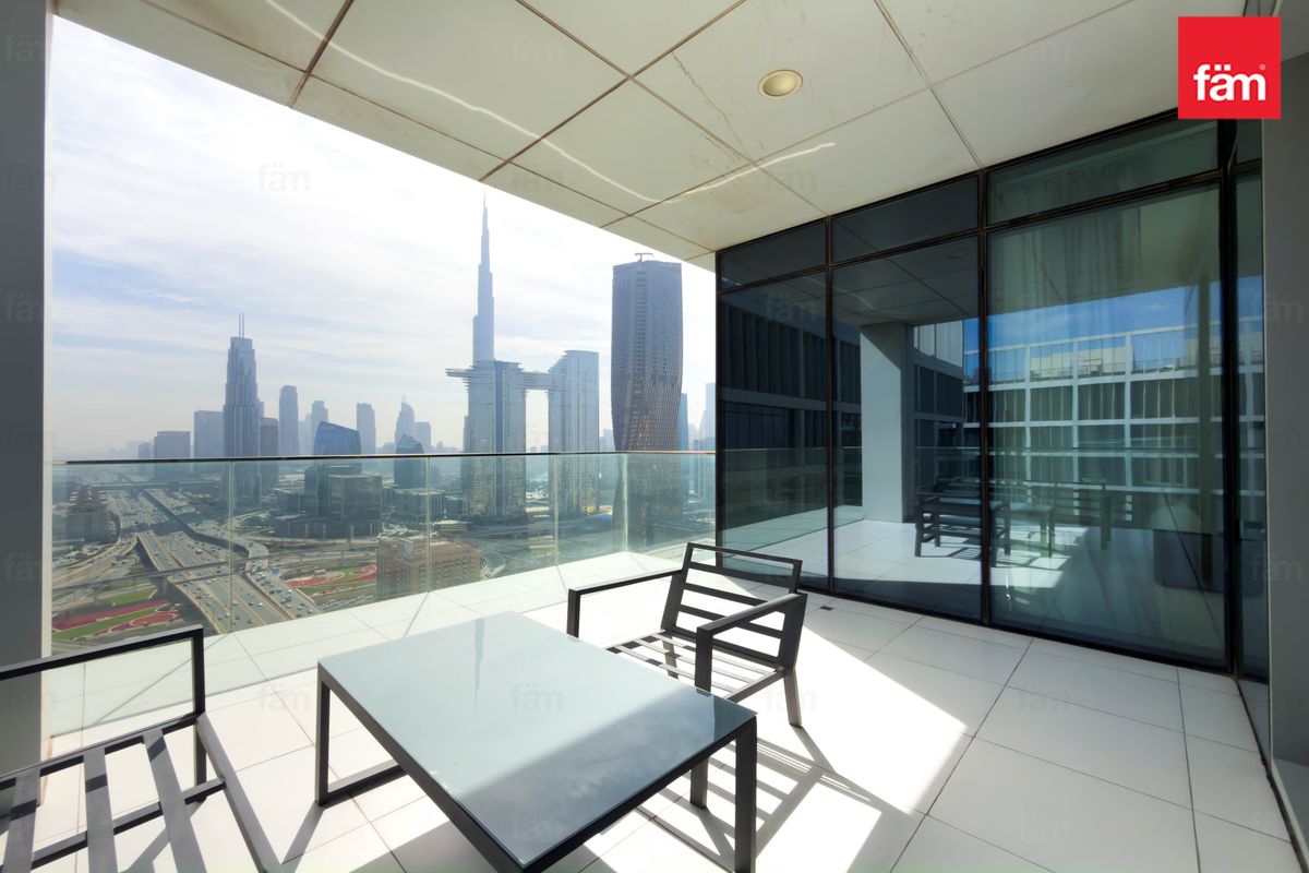 Burj Khalifa View | Multiple Units | Natural Light