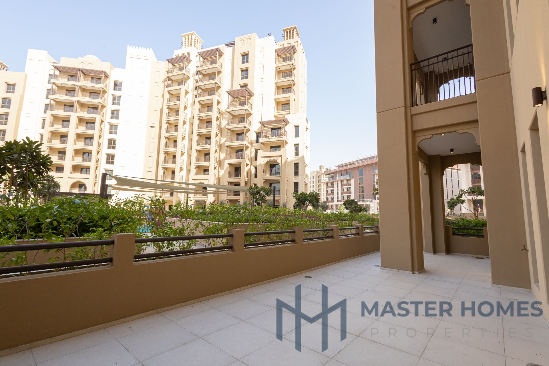 Large 2 bdr | Luxurious Terrace | Private Access