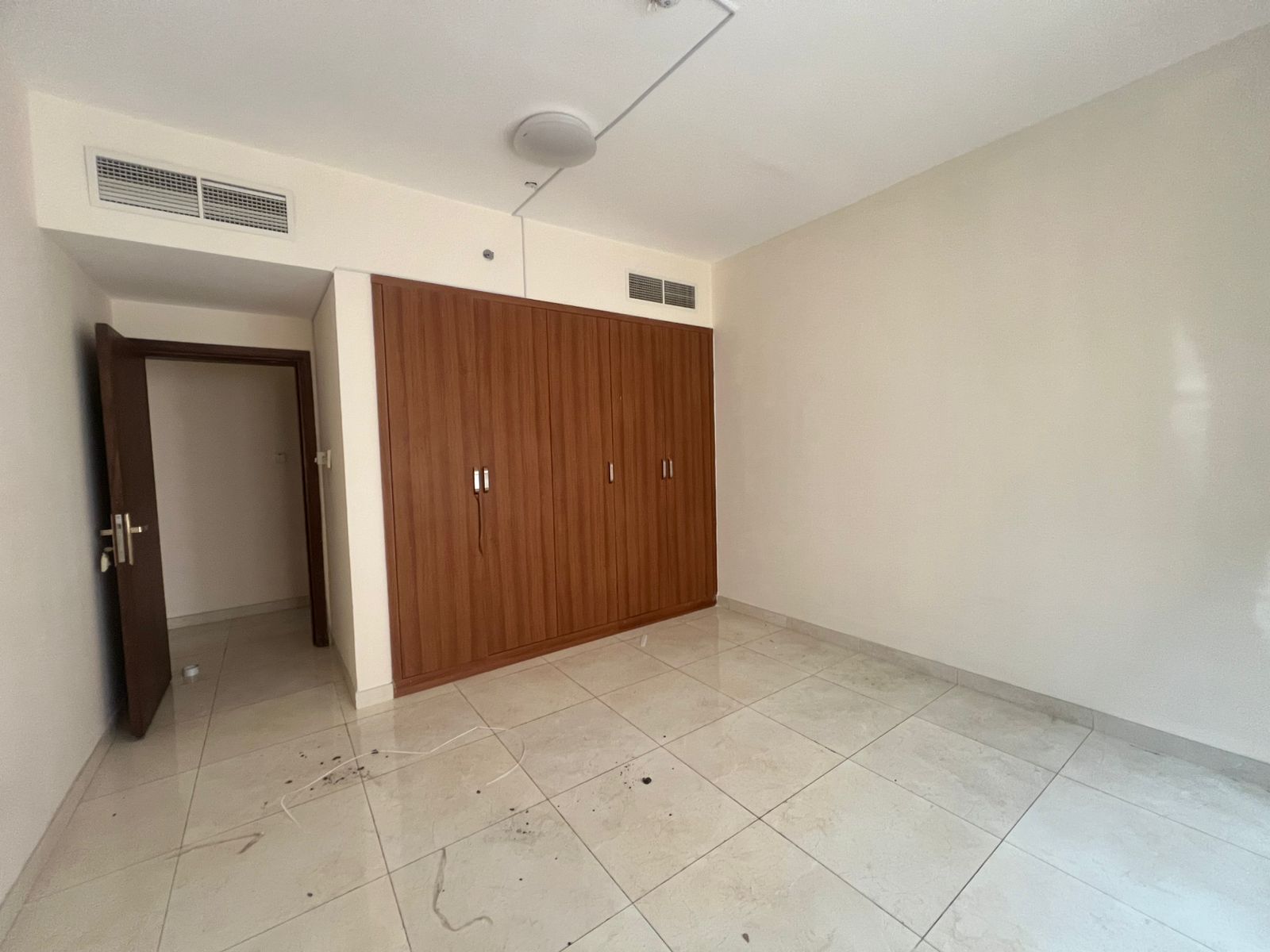 2-bedroom apartment with living room in Al Majaz 3 for 48,000 incl. parking, 4 installments, 2,000 cash deposit. Great for living or investment.