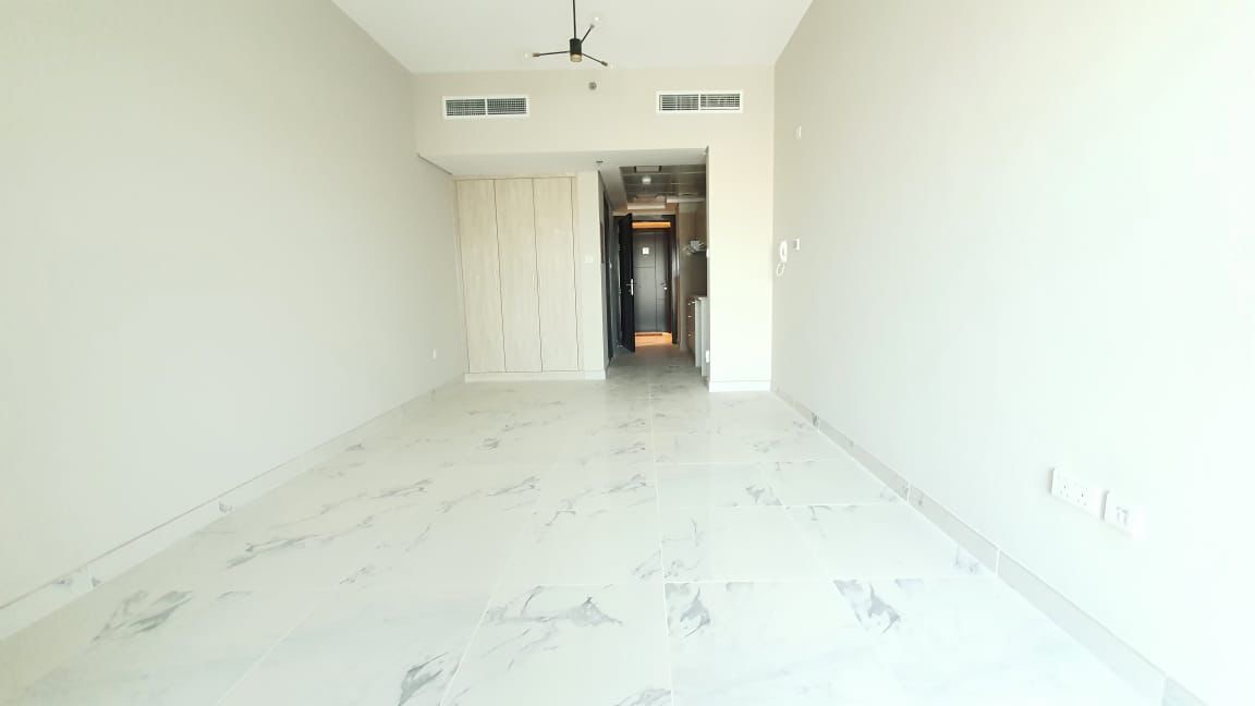 Spacious Studio - Unfurnished - Community Living