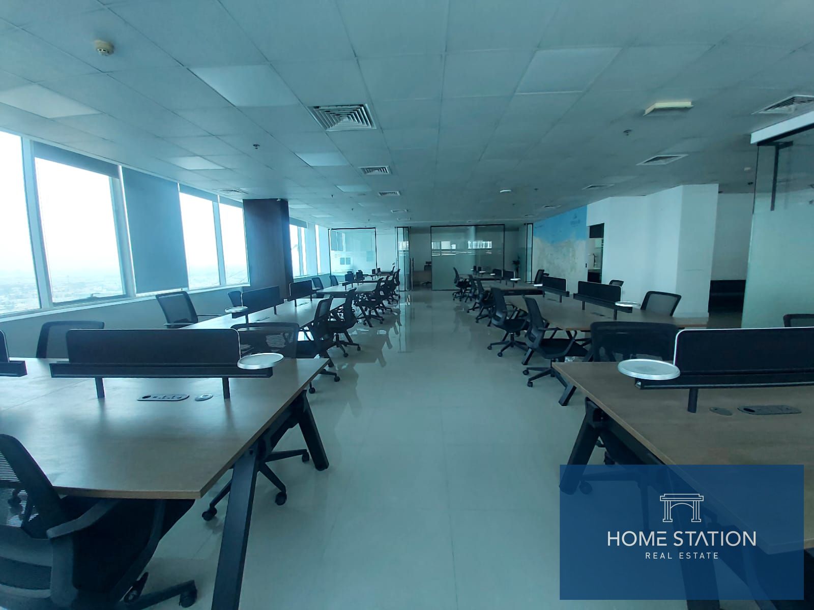 READY TO MOVE FITTED FULLY FURNISHED OFFICE