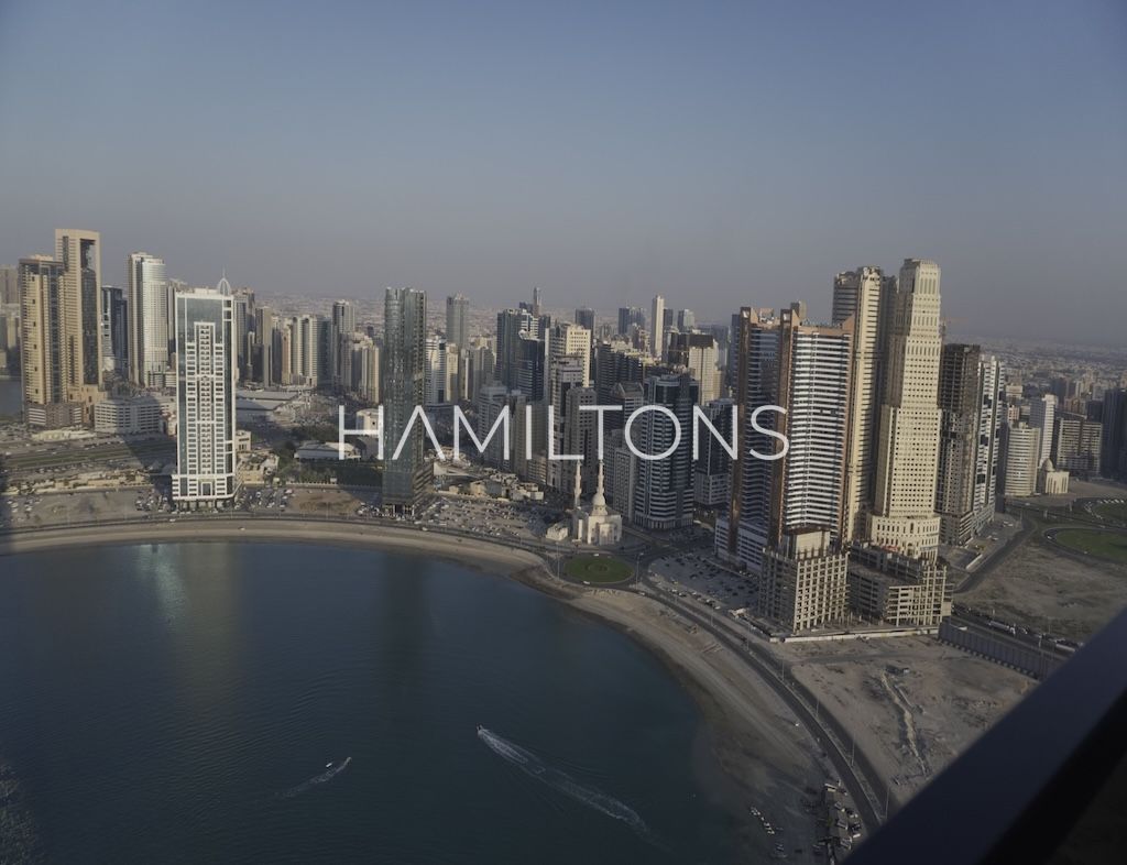 Waterfront Apartment | Panoramic Sea Views