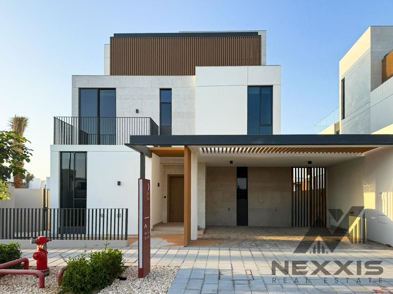 Brand New Villa - Single Row - Close to Park