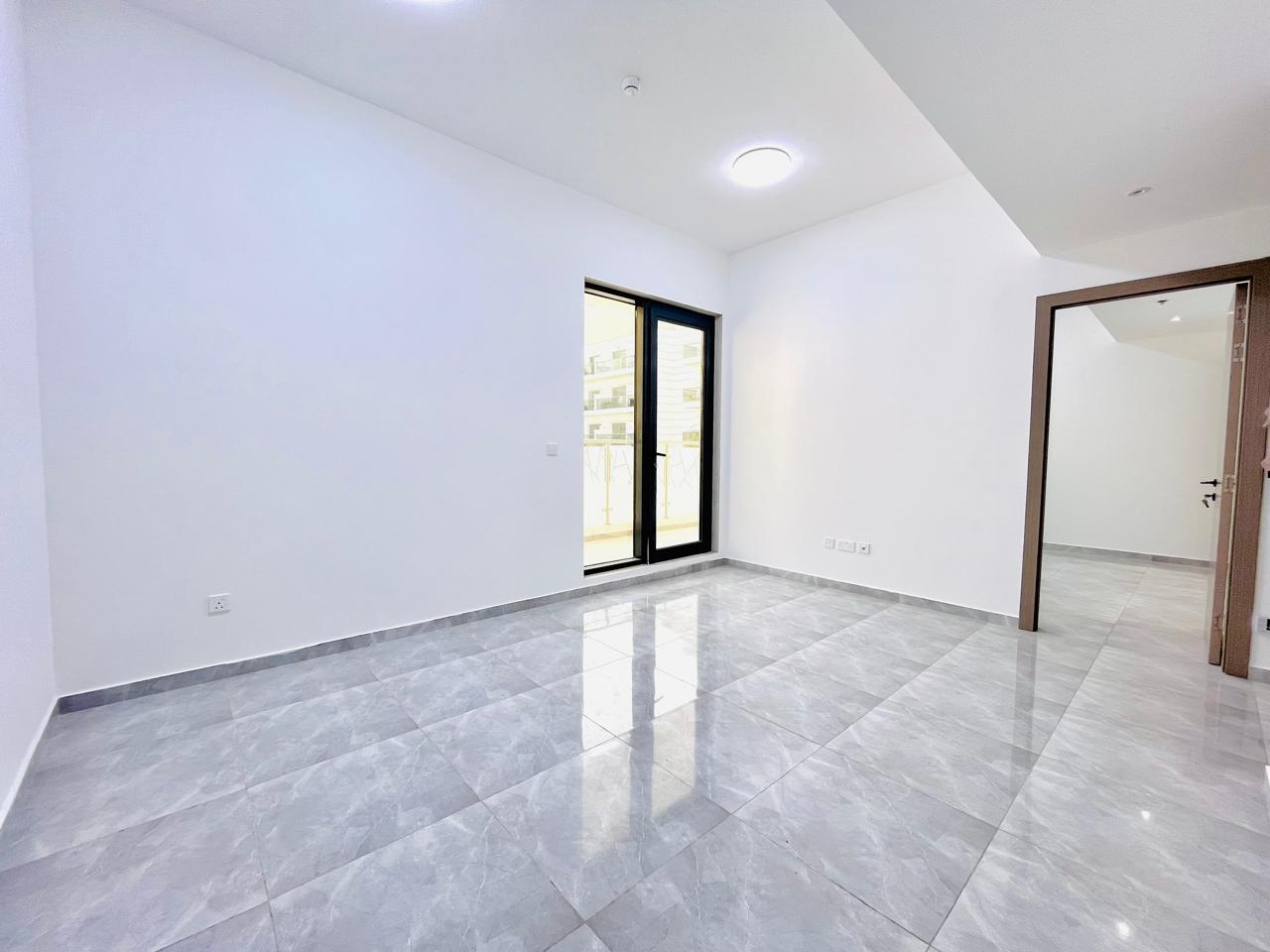 LUXURY LIVING SPACIOUS 1 BEDROOM WITH 2 BATHROOMS GYM POOL PARKING FREE ON PRIME LOCATION CONTACT US NOW